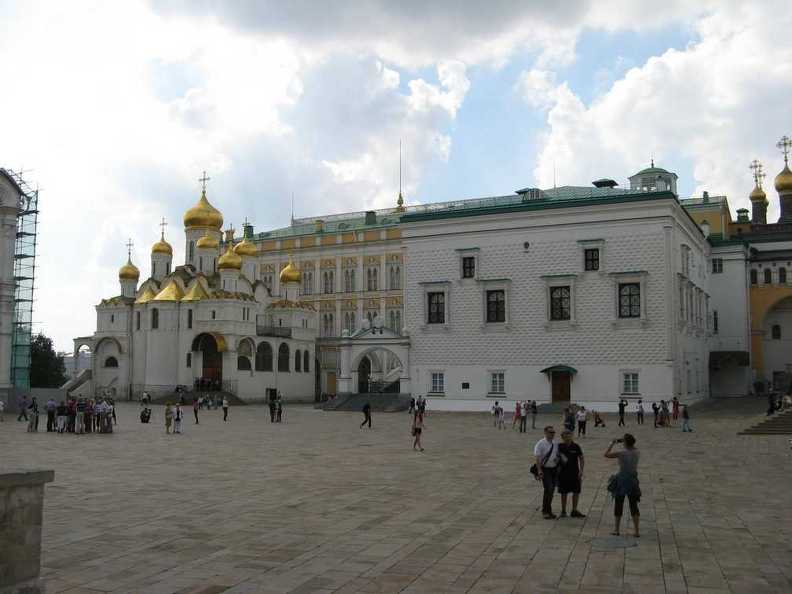 Благовещенский собор и Грановитая палата.