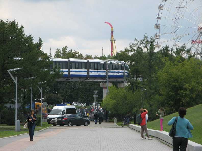 Короткая линия метро Тимирязевская - монорельс.