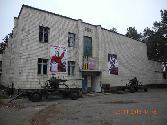 С.Стрижавка, Винницкая обл.. Выставка военной техники.